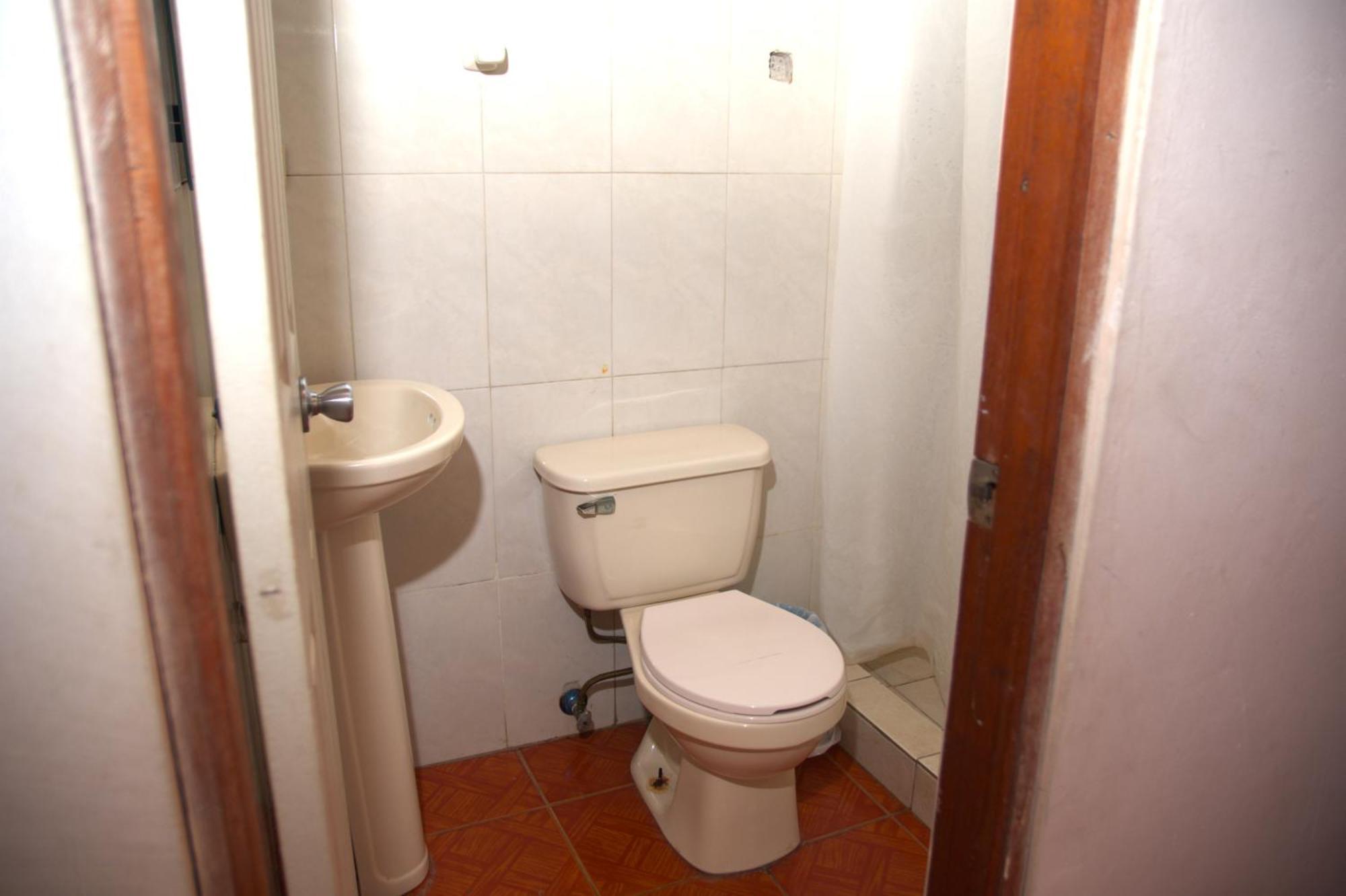 Hospedaje Villamar Nueva Gorgona Esterno foto